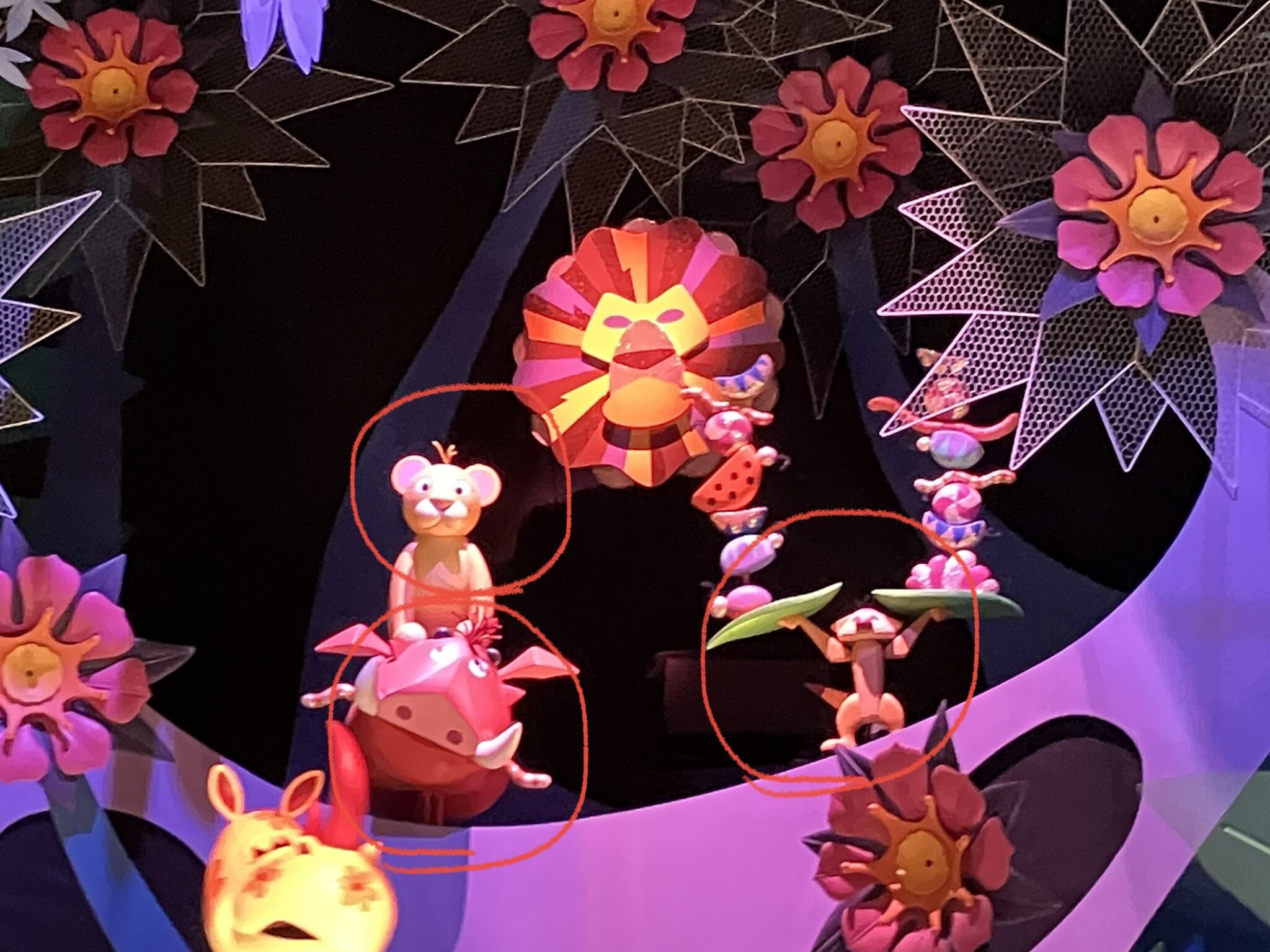 hong-kong-disneyland-how-many-disney-characters-are-there-let-s-try