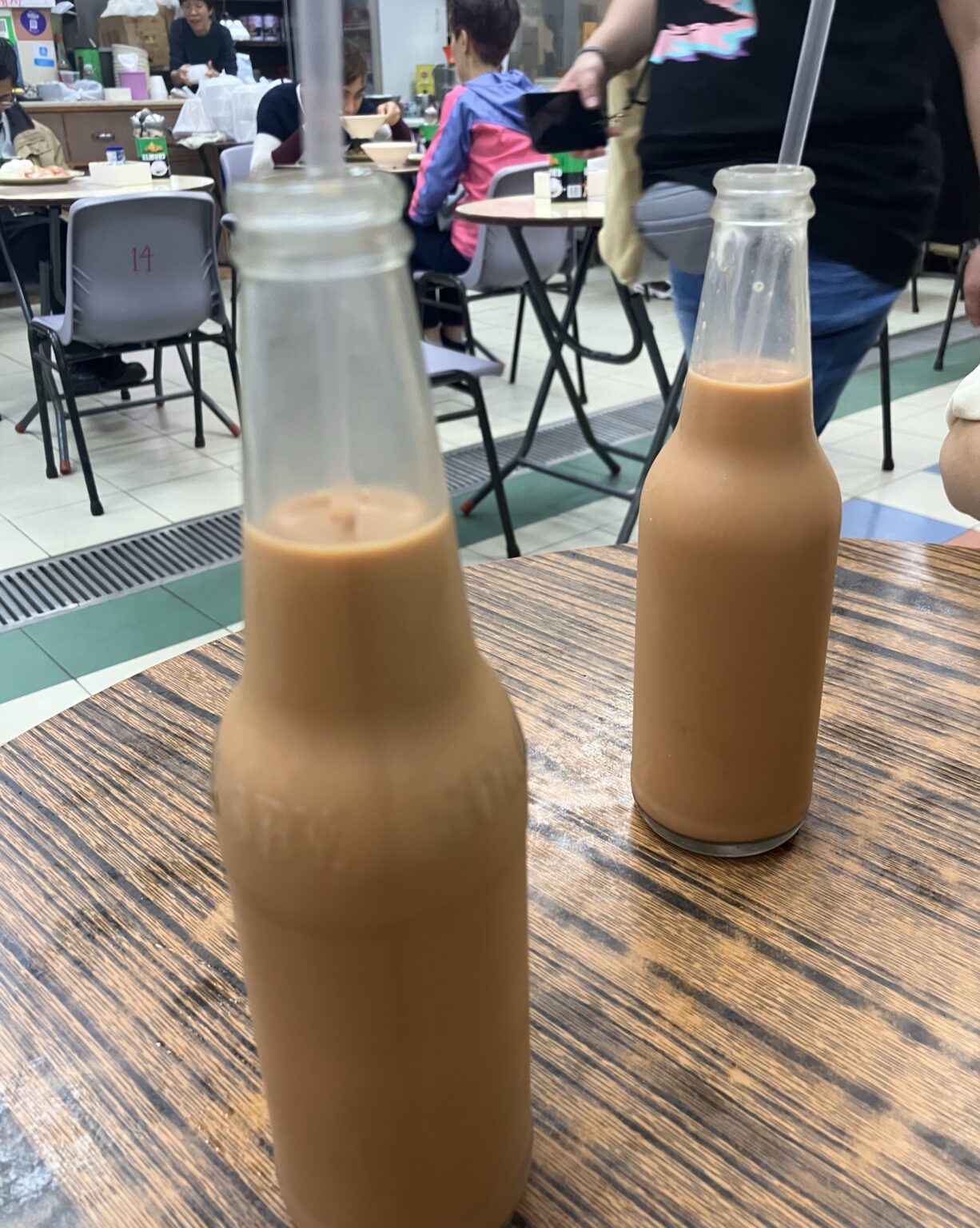 【上環】ボトルミルクティーが有名！街市の中にあるお店「瑞記咖啡 （Shui Kee Coffee）」 - 香港ゆるり生活〜るんるん子育て日記〜
