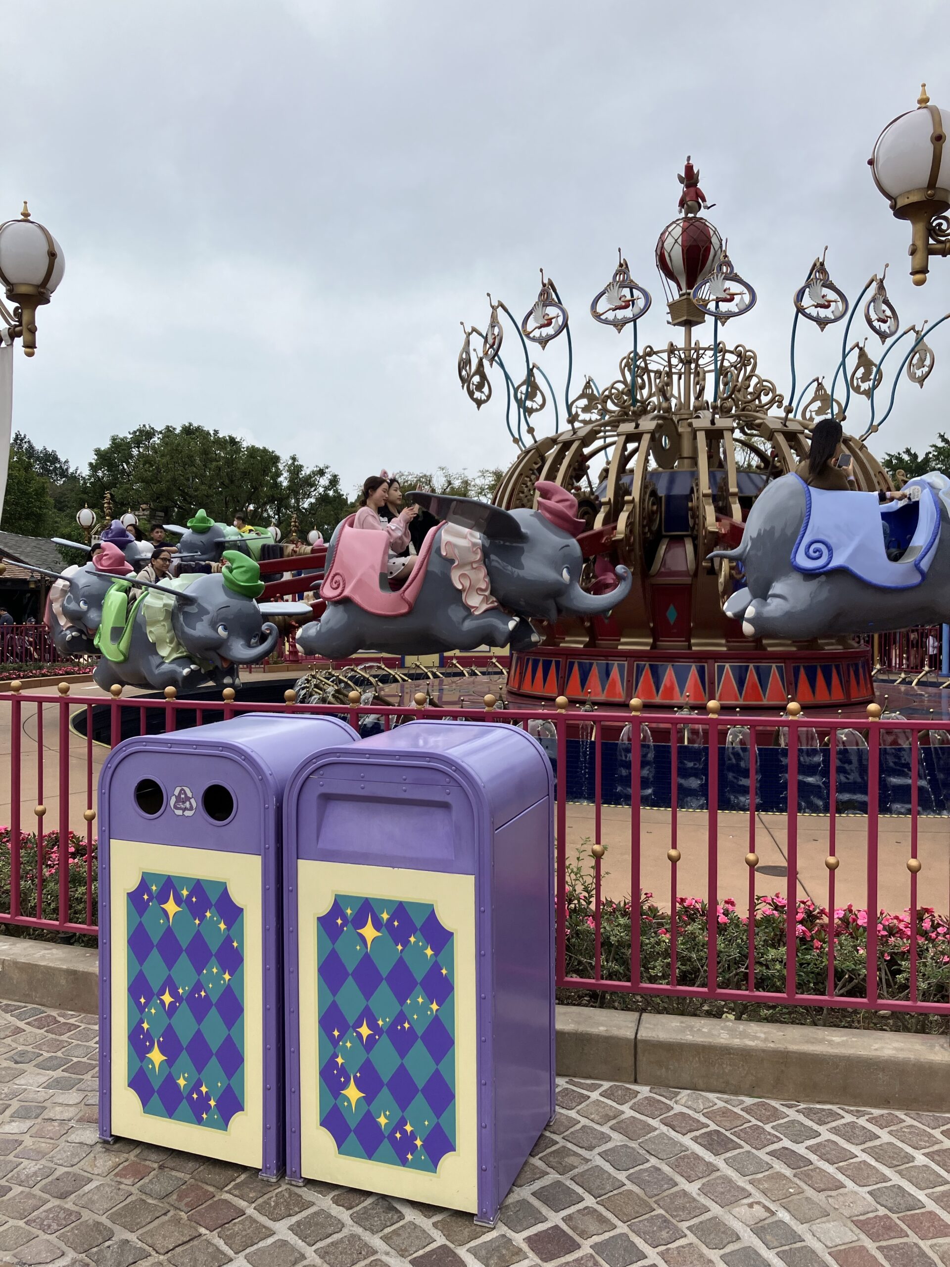 香港ディズニー】ゴミ箱、デザインを集めてみた！ - 香港ゆるり生活