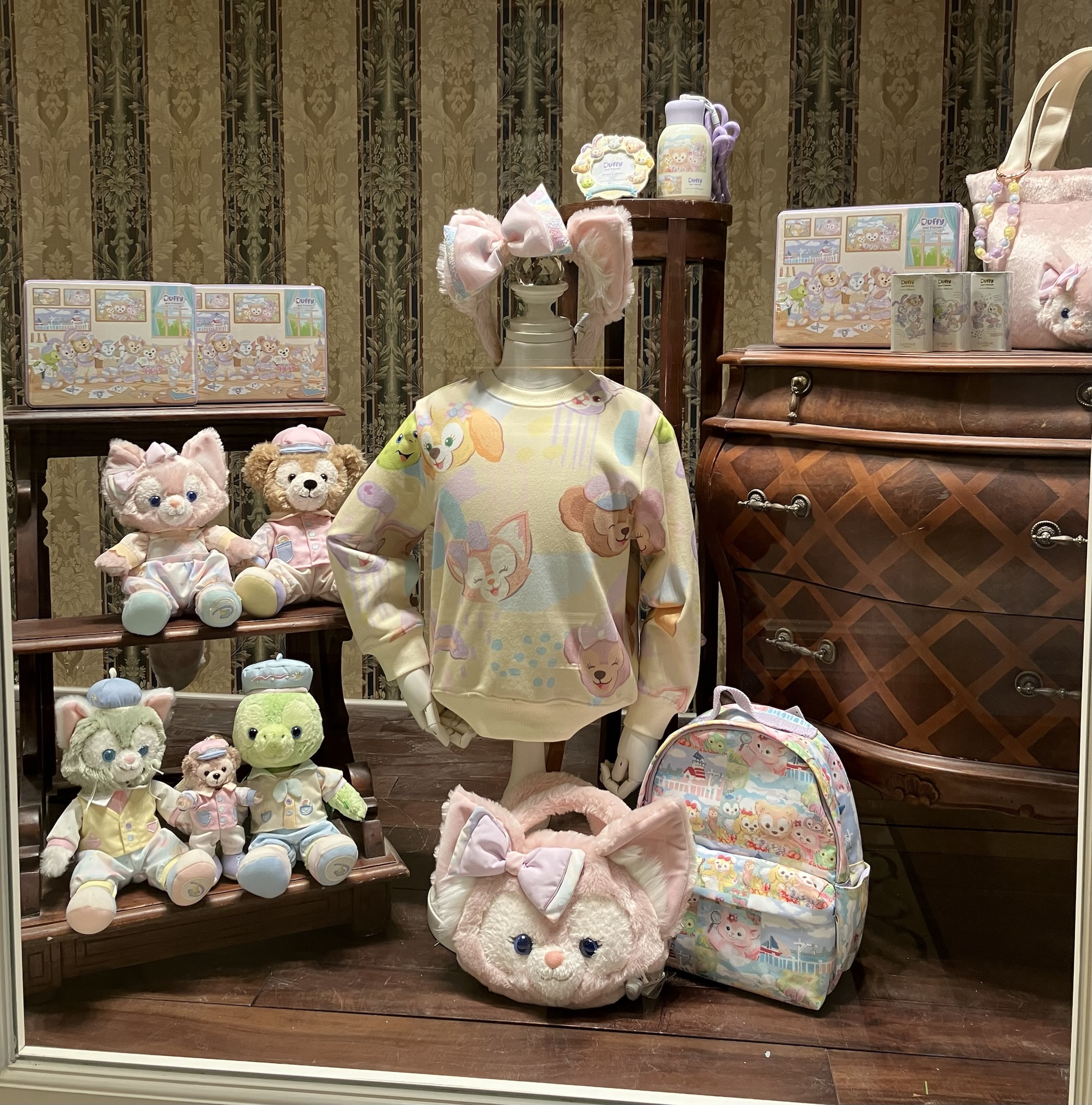 香港ディズニー】ほのぼのする絵に癒されるシリーズ『Smiles go around